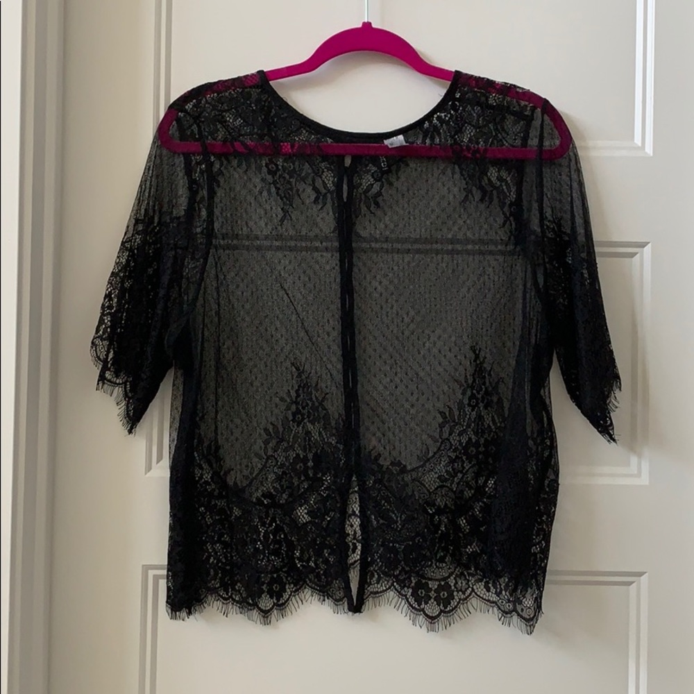 Lace crop top